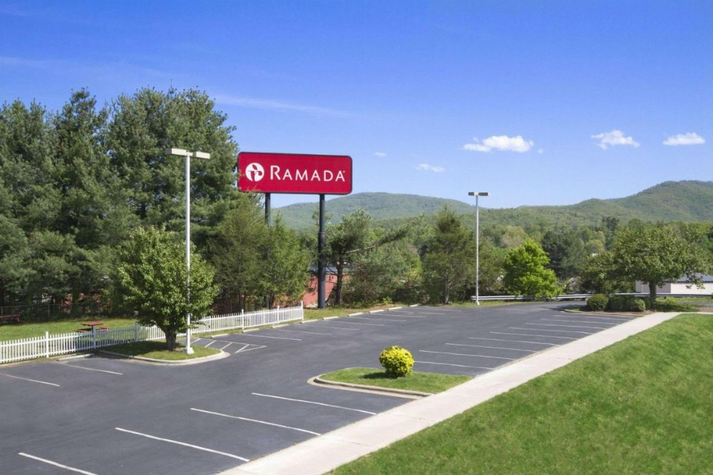 Ramada by Wyndham Asheville Southeast Image 16