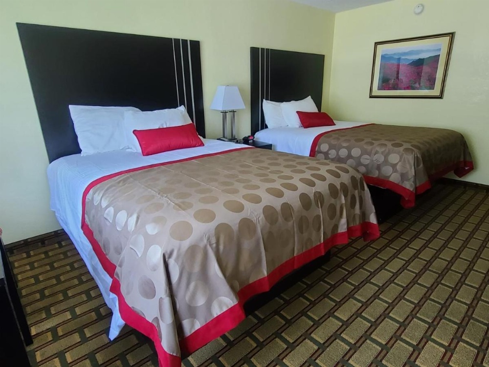 Room image 3