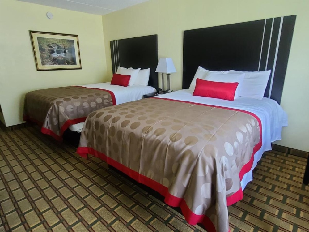 Room image 4