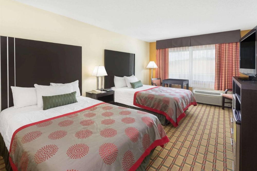 Ramada by Wyndham Asheville Southeast Image 30