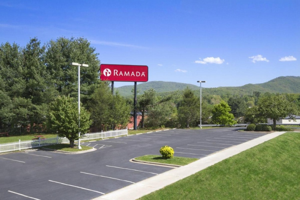 Ramada by Wyndham Asheville Southeast Image 36